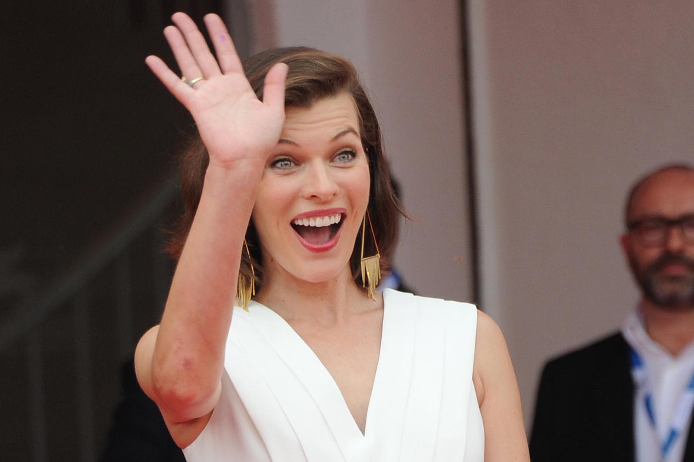 Milla Jovovich Venezia 2014 incinta