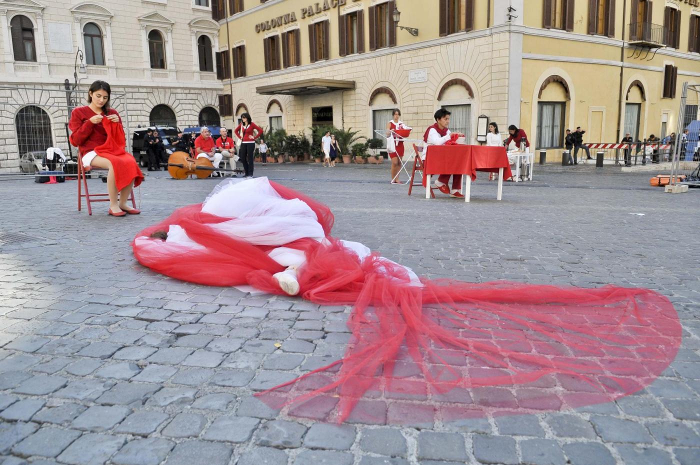 Performance teatrale contro il femminicidio