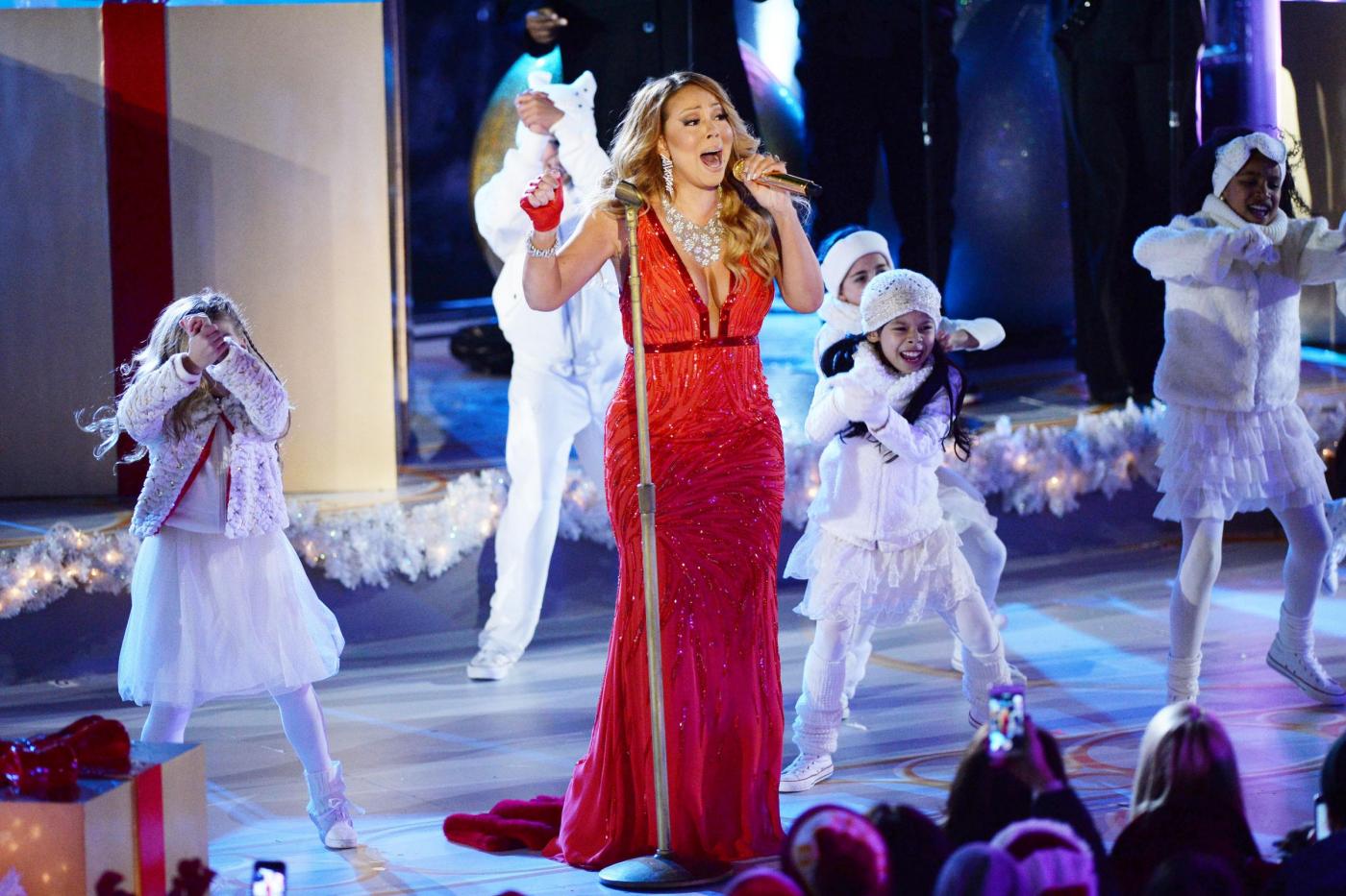 Mariah Carey All I Want For Christmas is You Rockefeller Center
