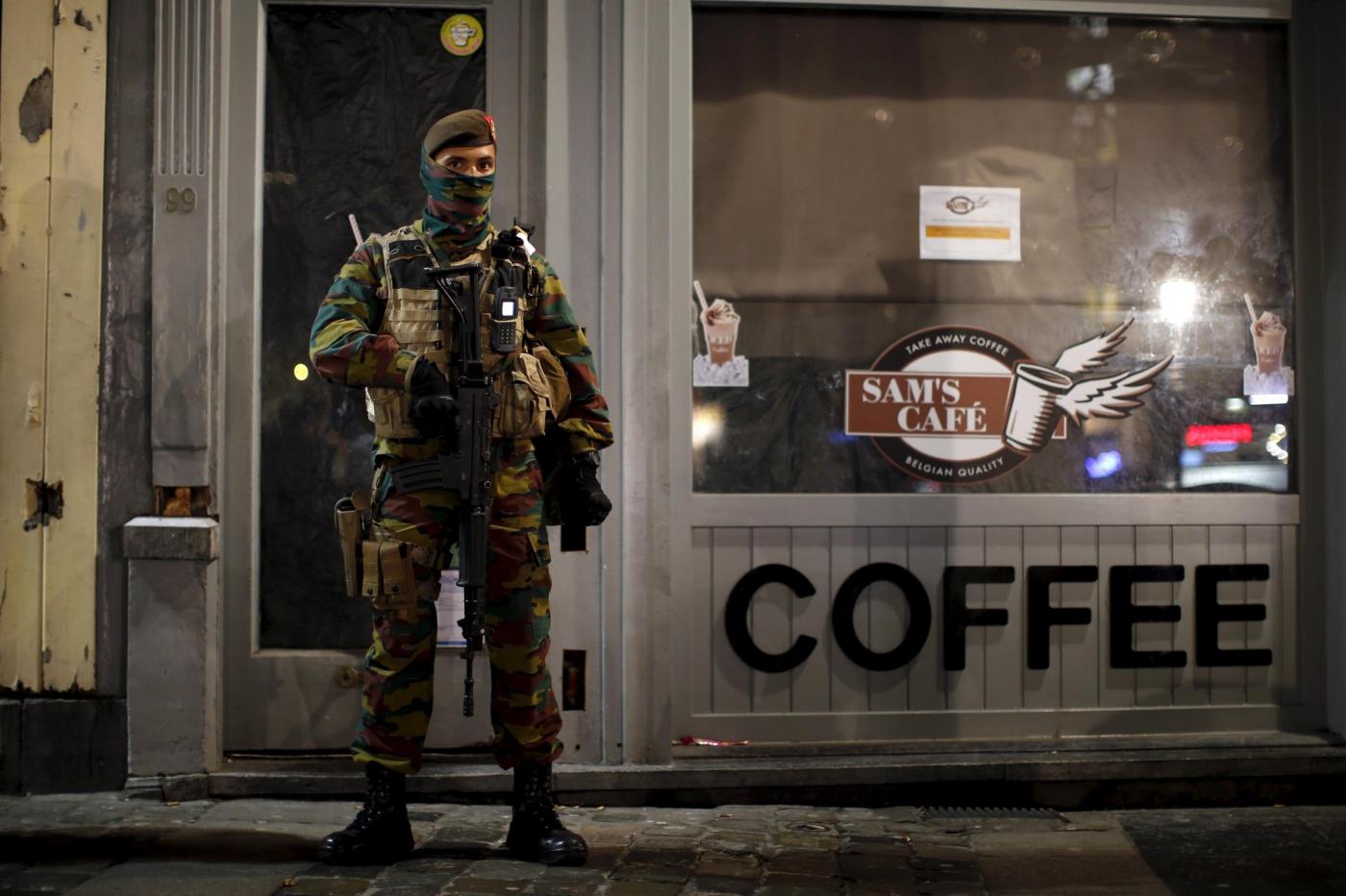 Bruxelles resta blindata: allerta terrorismo sempre massima