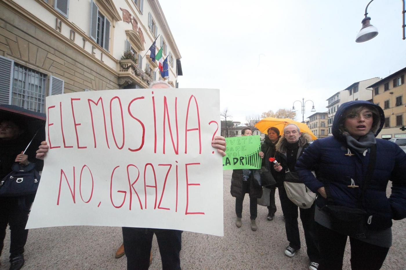 Banche, corteo risparmiatori diretto verso la Leopolda