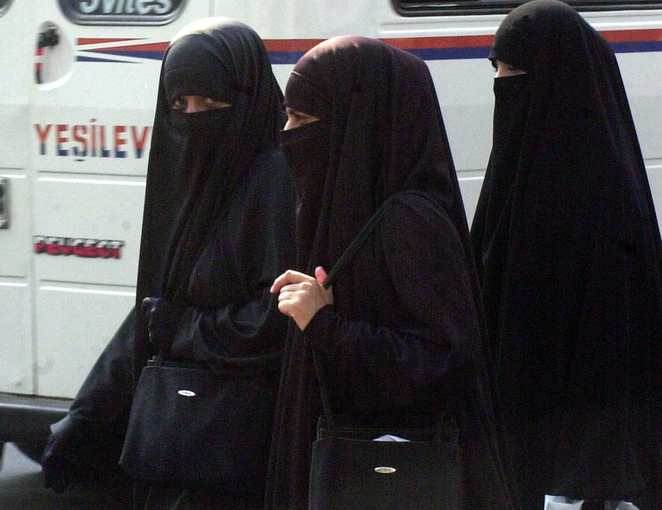 Arabia contro le donne al volante
