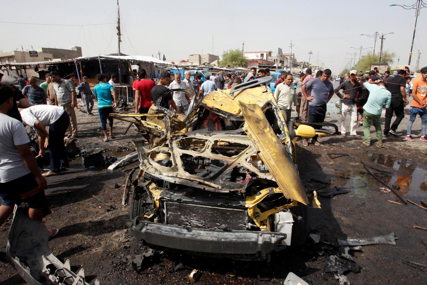 Attacco bomba al mercato di Baghdad