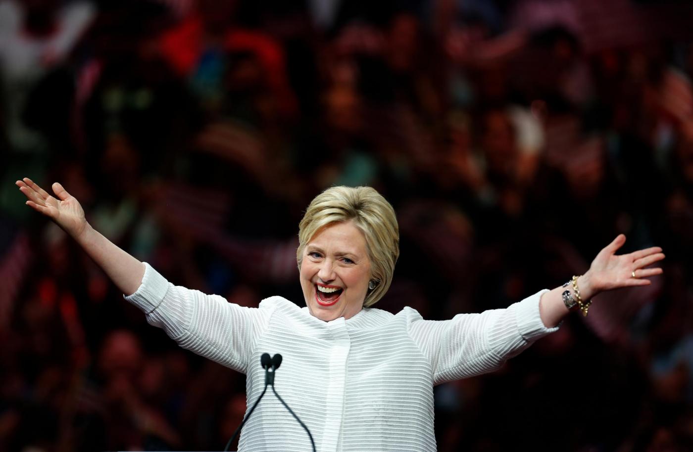 Hillary Clinton annuncia la nomination come candidata alle presidenziali per i democratici