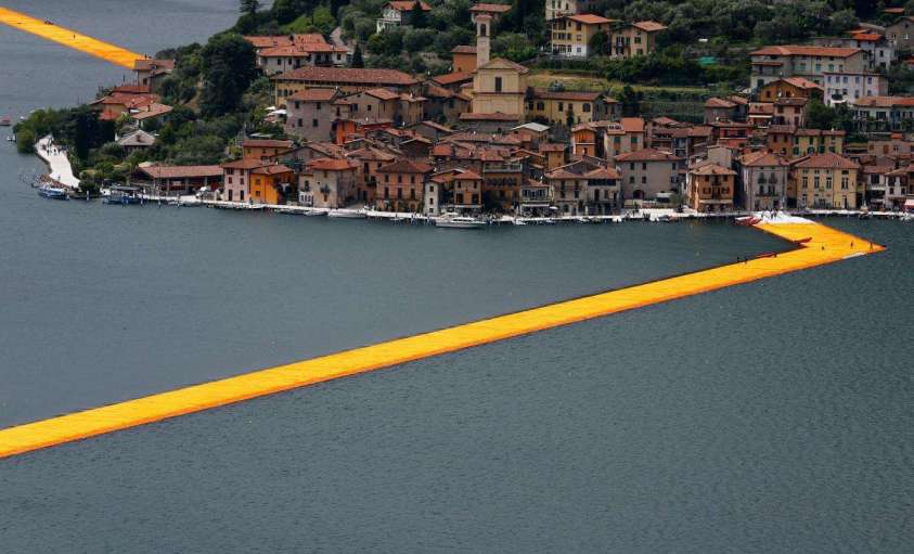 the floating piers christo