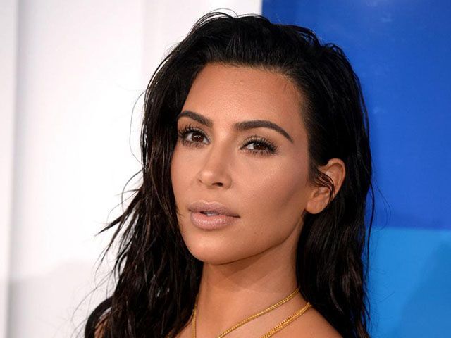Kim Kardashian rapina farsa
