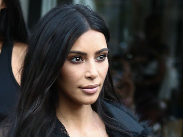 Kim Kardashian rapinata a Parigi