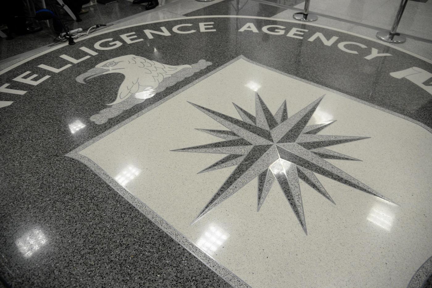 Donald Trump visita il quartier generale dell CIA