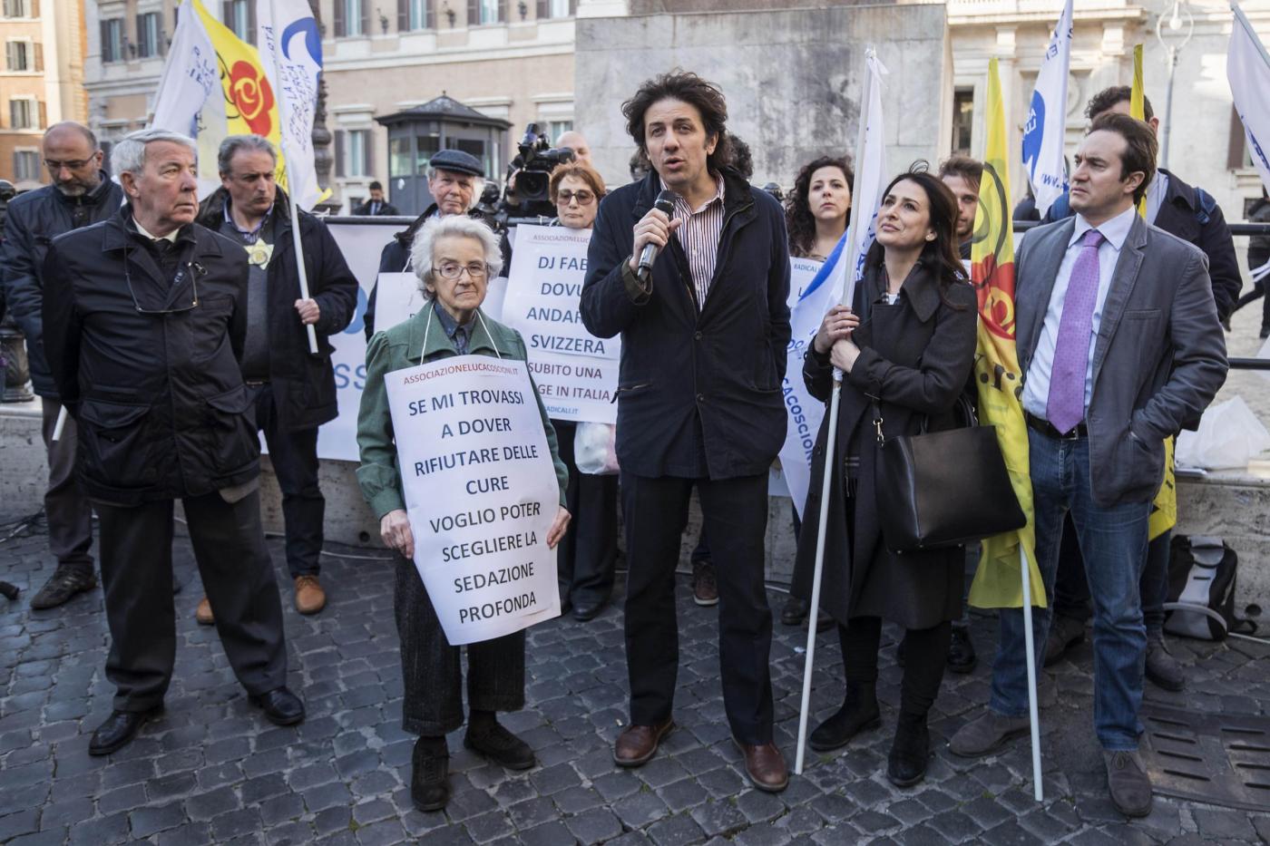 Presidio dei Radicali Italiani per il biotestamento
