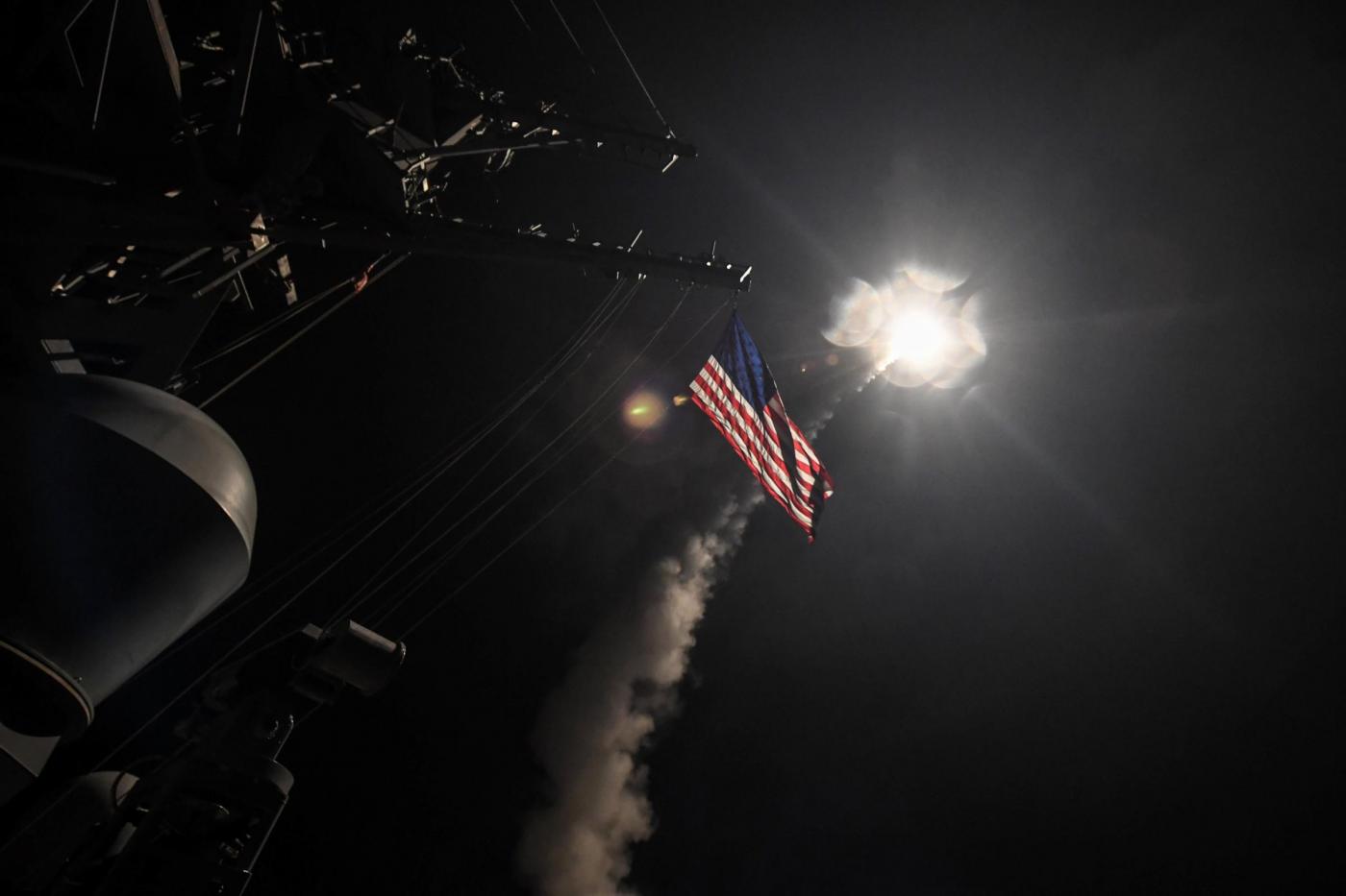Attacco USA in Siria: il lancio dei missili dal mar mediterraneo