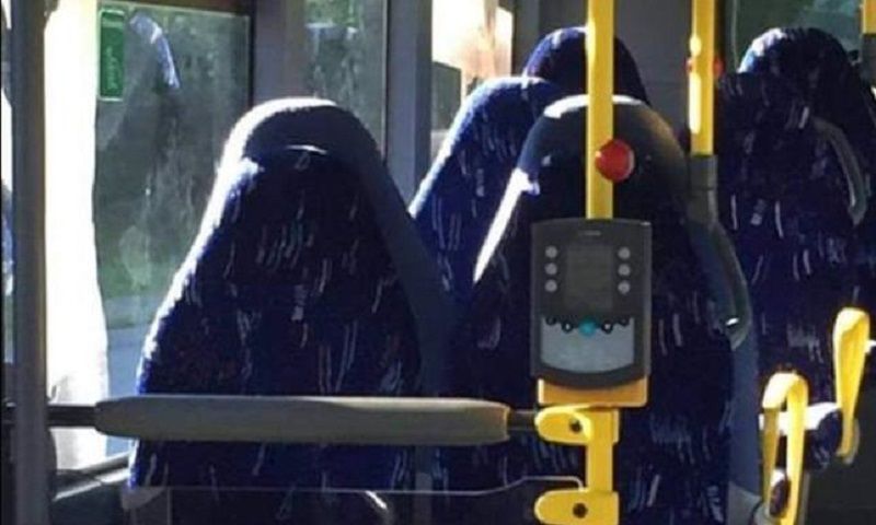 bus donne burqa