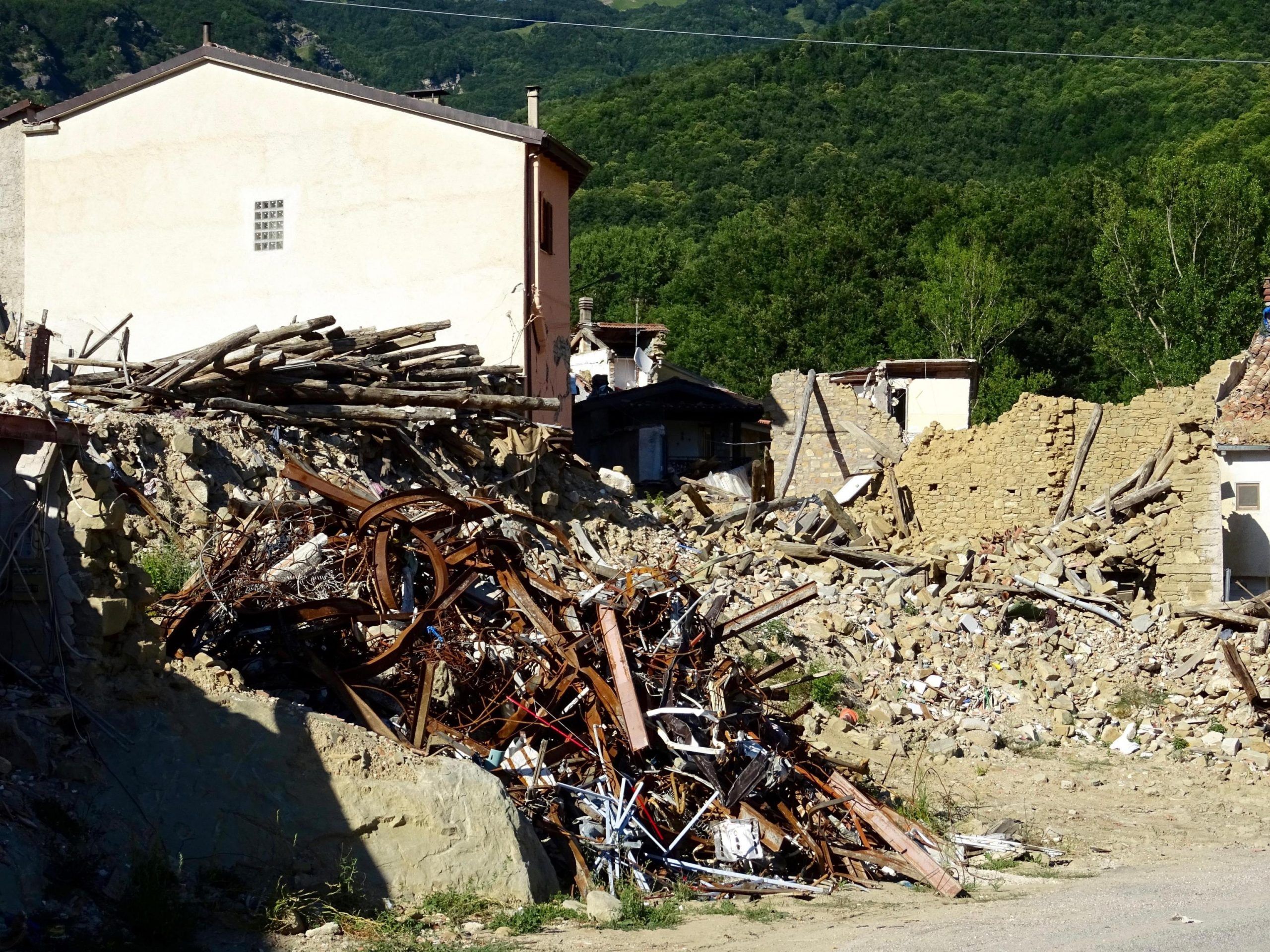 Terremoto:sindaco, in frazioni di Amatrice ancora macerie