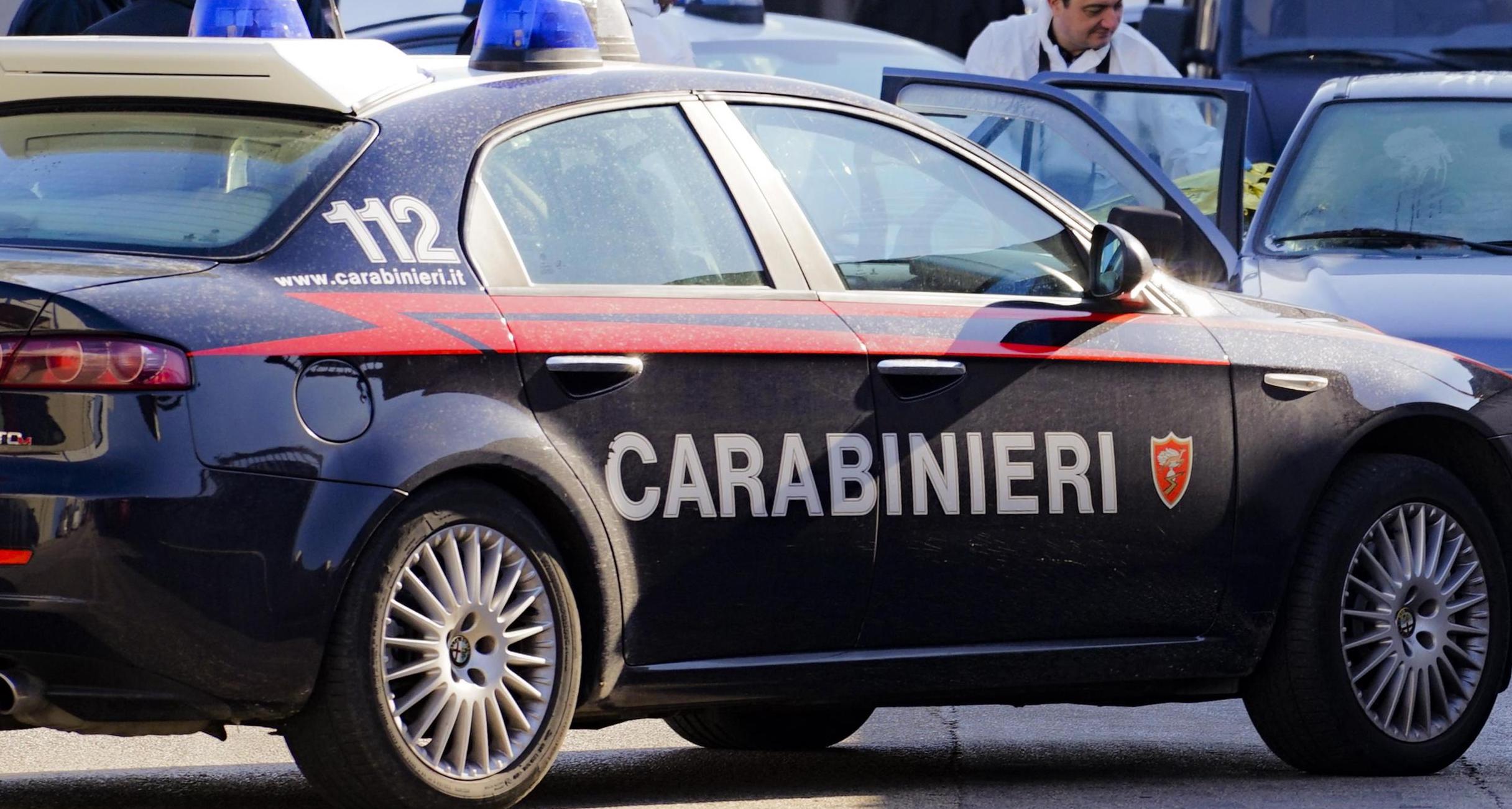 Auto carabinieri