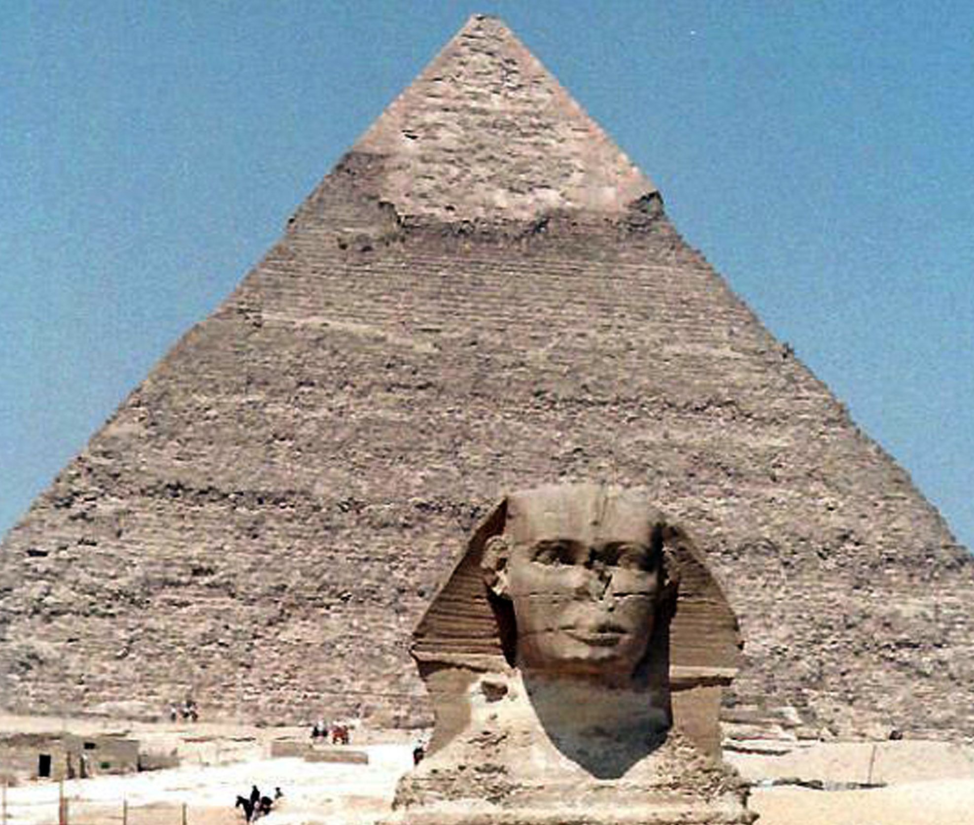 La Piramide di Cheope a Giza