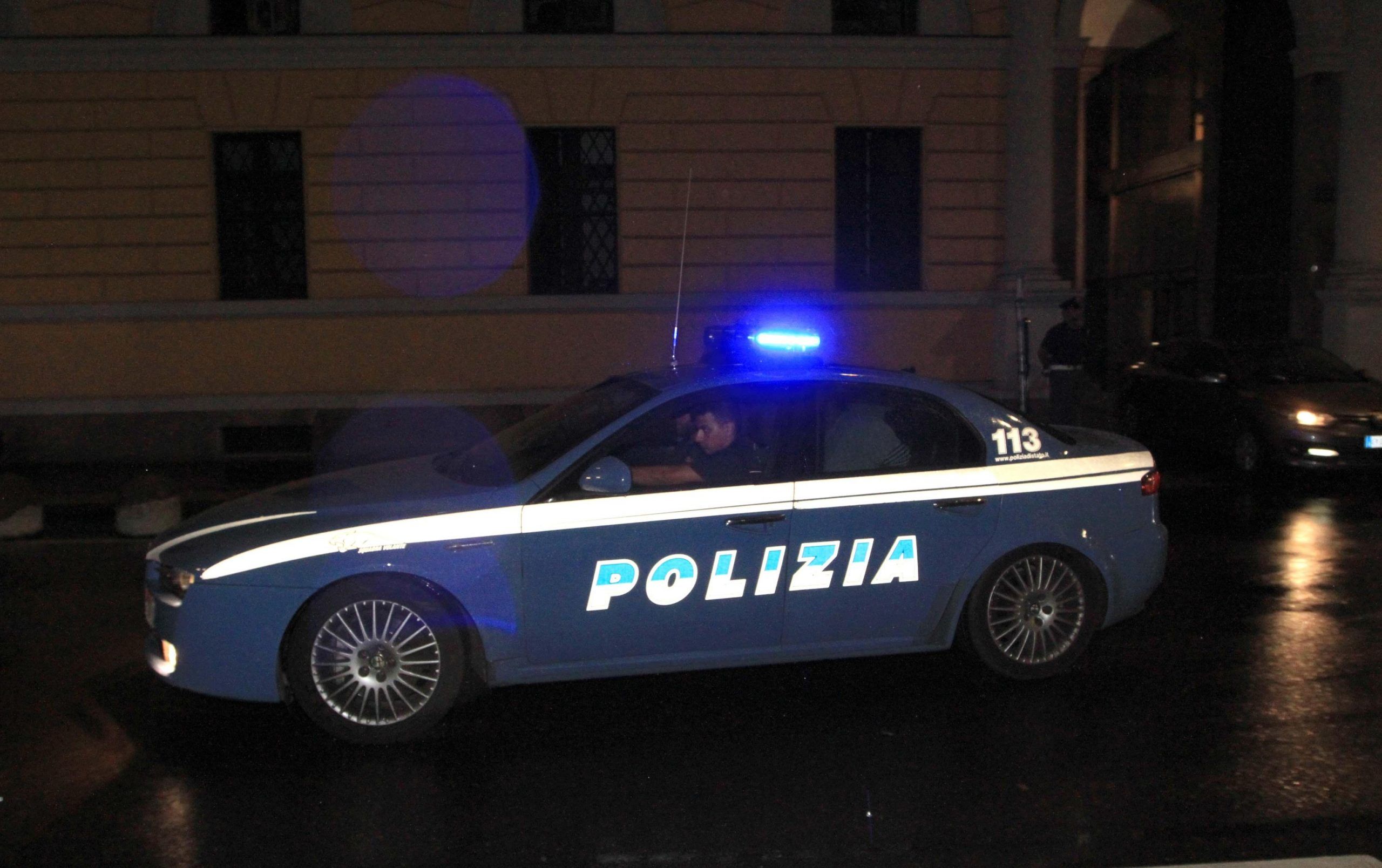 Polizia in auto