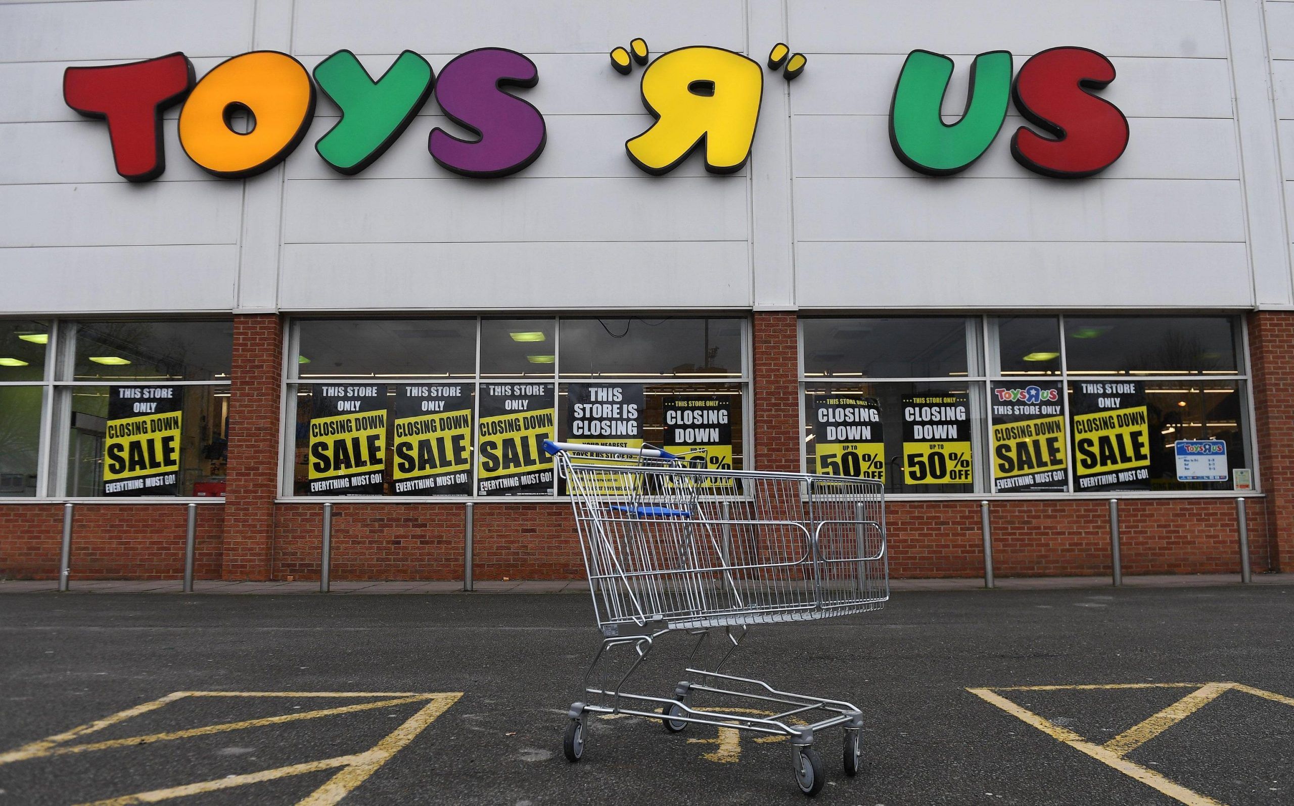 Toys R US chiude, a rischio migliaia di posti di lavoro