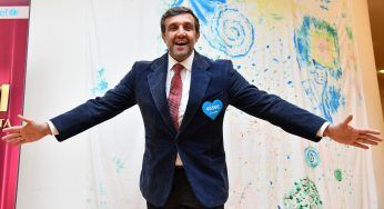Flavio Insinna a L’Eredità al posto di Frizzi. Marco Liorni al sabato pomeriggio