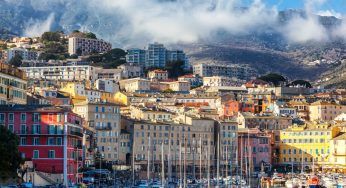 Corsica, 70enne spara sui passanti e si barrica in casa
