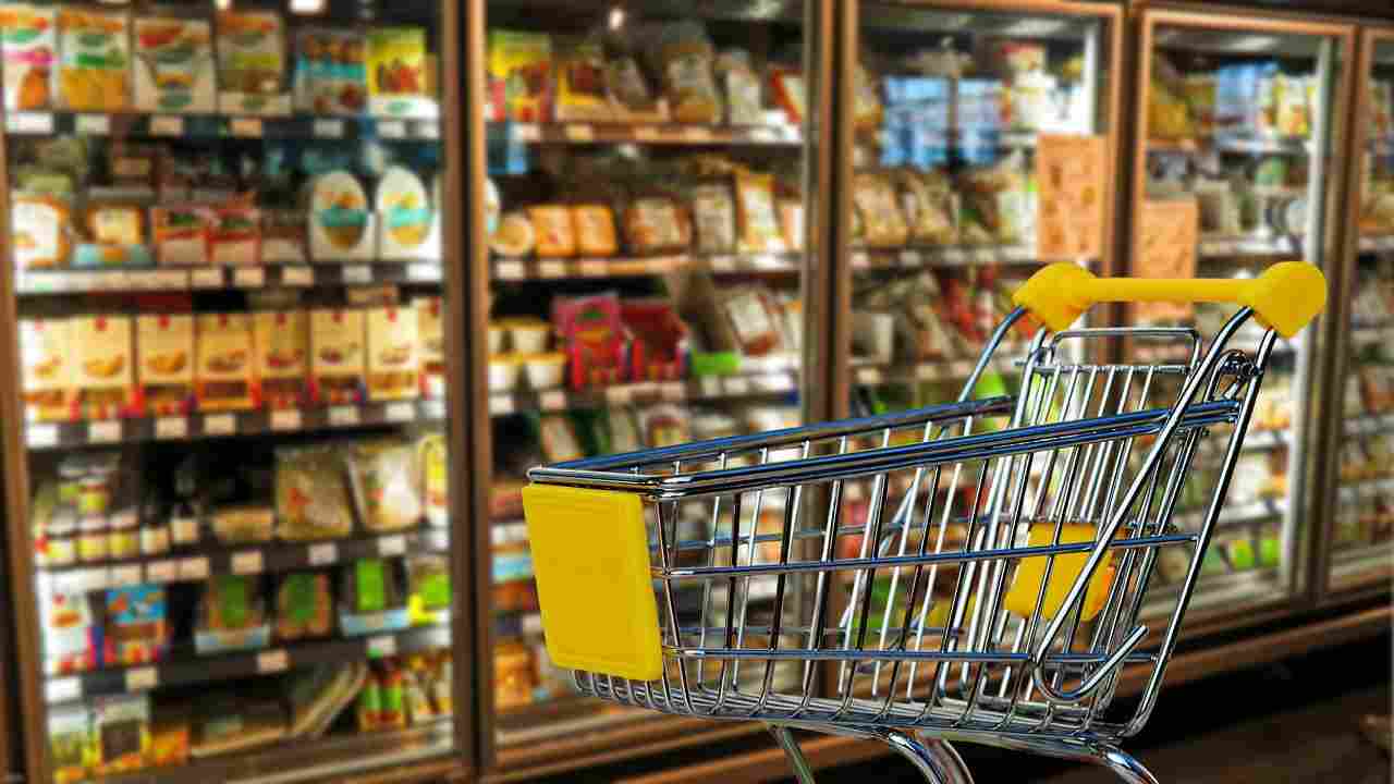 Supermercato spesa e offerte