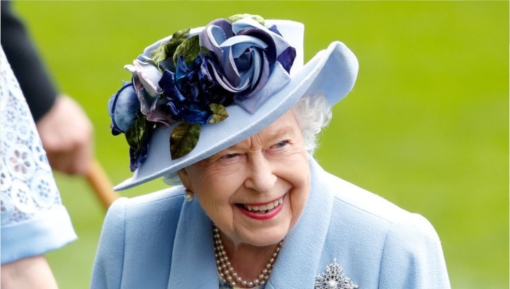 Regina Elisabetta II: ecco l'erede della sua collana