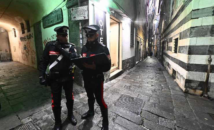 Genova, carabinieri sul luogo dell'incidente