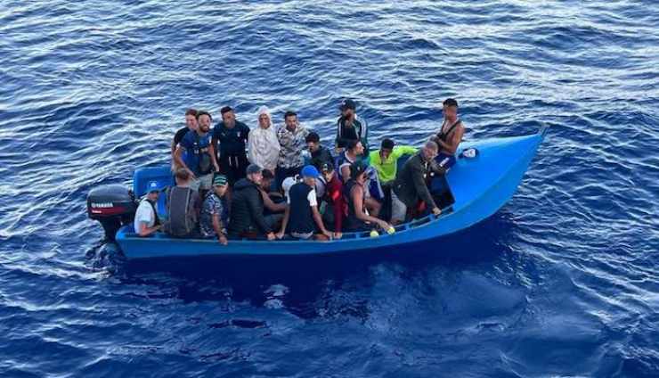 Barca migranti