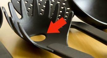 A cosa serve quel buco al centro del mestolo della pasta? Svelato il mistero
