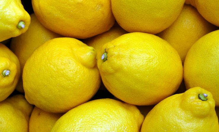 Limone come rimedio naturale 