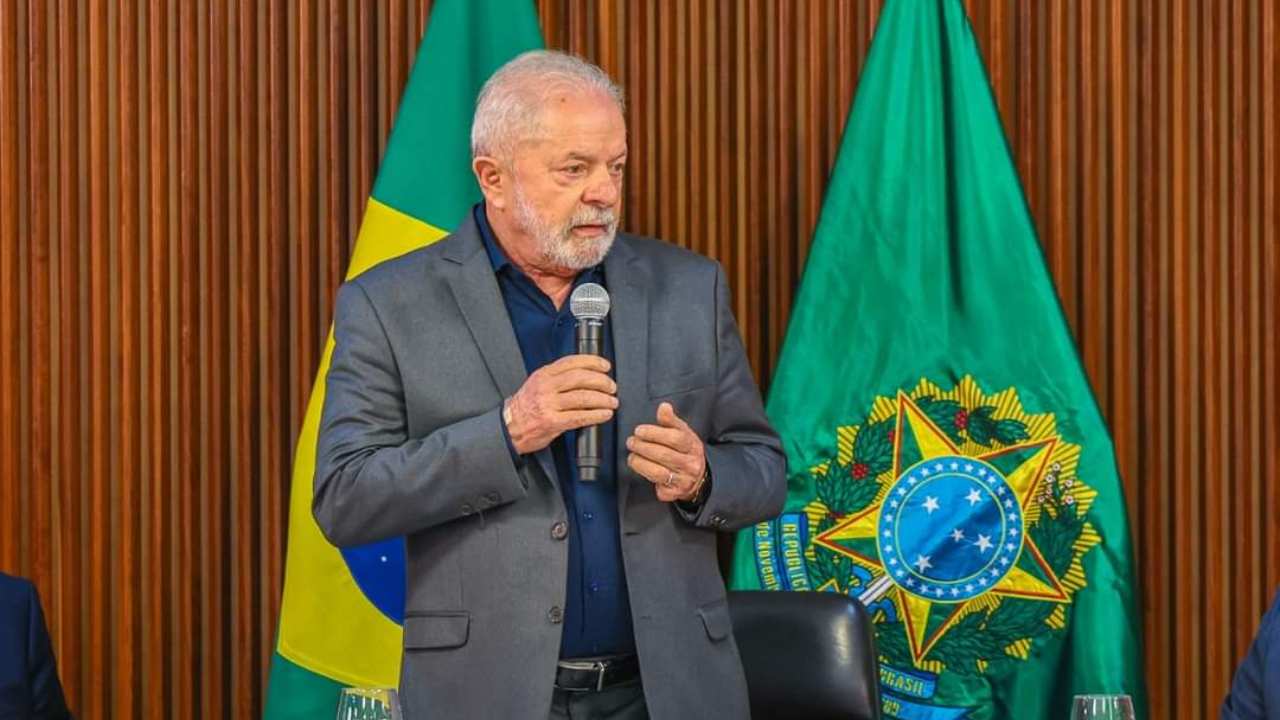 Lula riunione d'emergenza
