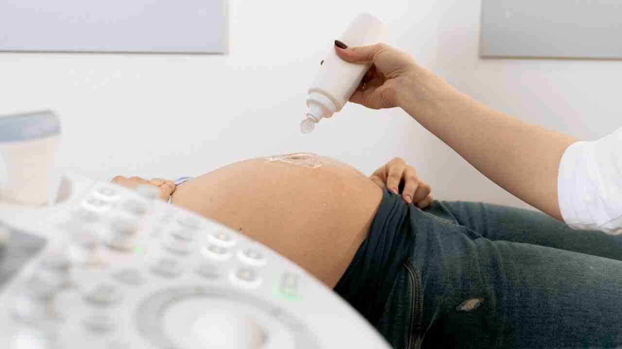 Donna incinta in ospedale