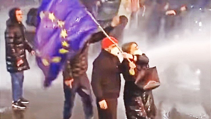 Proteste in Georgia conto la legge filorussa 