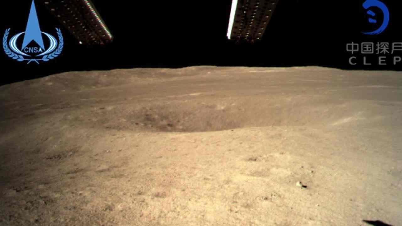 Immagine della Luna della sonda cinese Chang'e-4