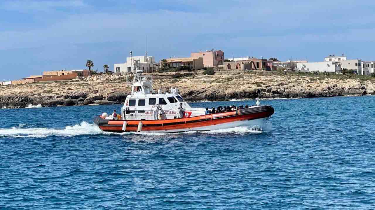 Lampedusa, Guardia Costiera