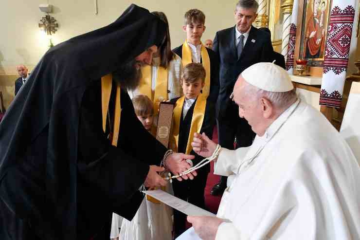 Papa Francesco incontra la comunità greco-cattolica