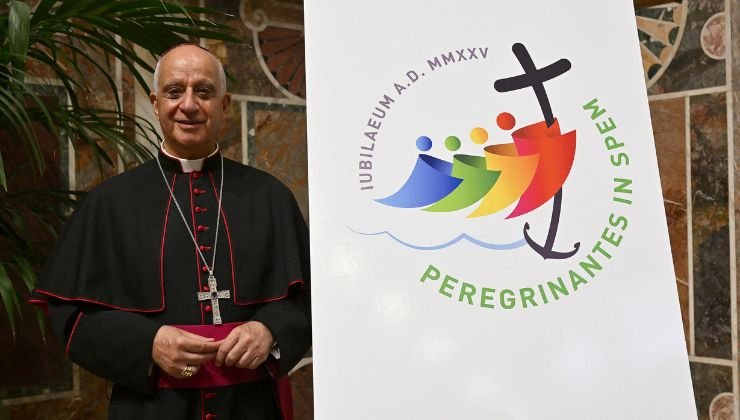 Monsignor Fisichella presenta il Giubileo 2025