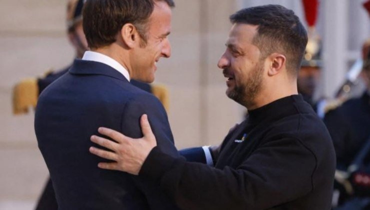 Macron e Zelensky 