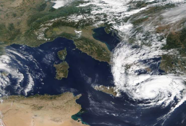 Due cicloni arrivano in Italia