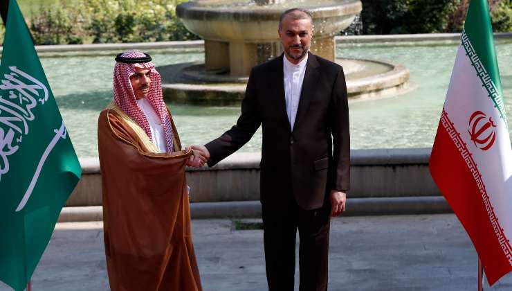Ministri degli Esteri di Arabia e Iran 