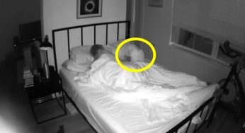 Non riesce a dormire da mesi, controlla la telecamera e scopre il motivo del disagio