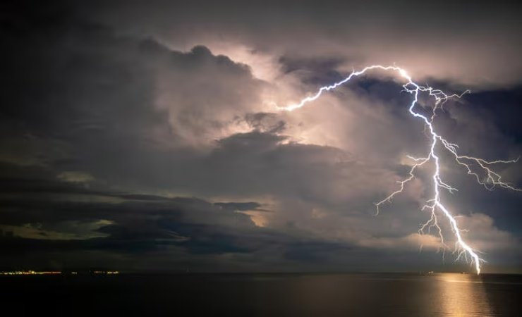 Meteo, temporali nel weekend