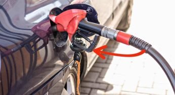 Benzina, col vecchio trucco della pompa risparmi un sacco di soldi e non lo sai