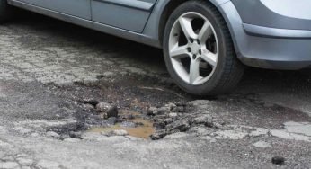 Buche stradali, come mai si formano e perché ricompaiono sempre? Ecco la risposta
