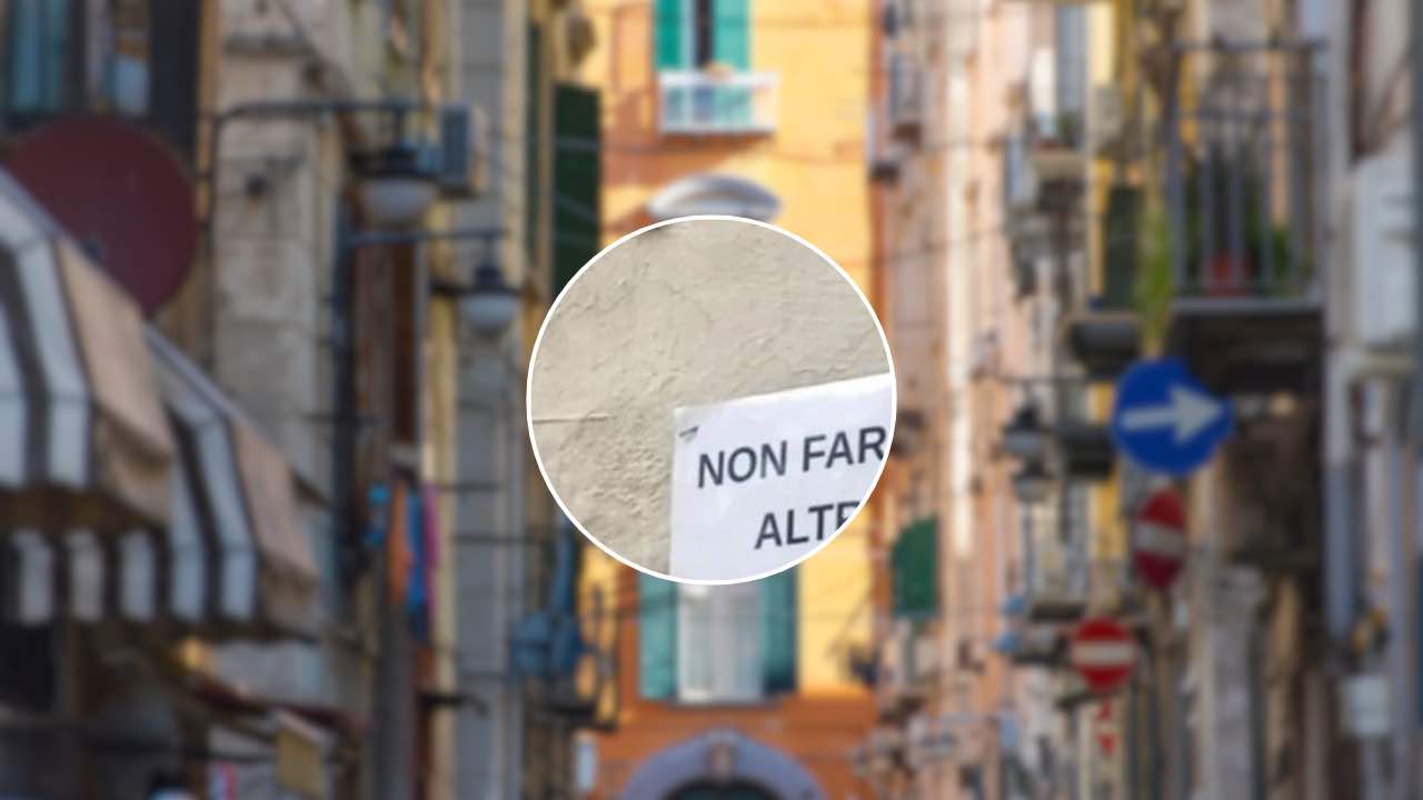 Cartello a Napoli (foto instagram)
