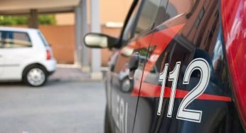 Parma, 80enne uccide la moglie e poi tenta il suicidio: è morto in ospedale