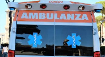 Precipita sugli scogli da oltre cinque metri d’altezza, 20enne in gravi condizioni
