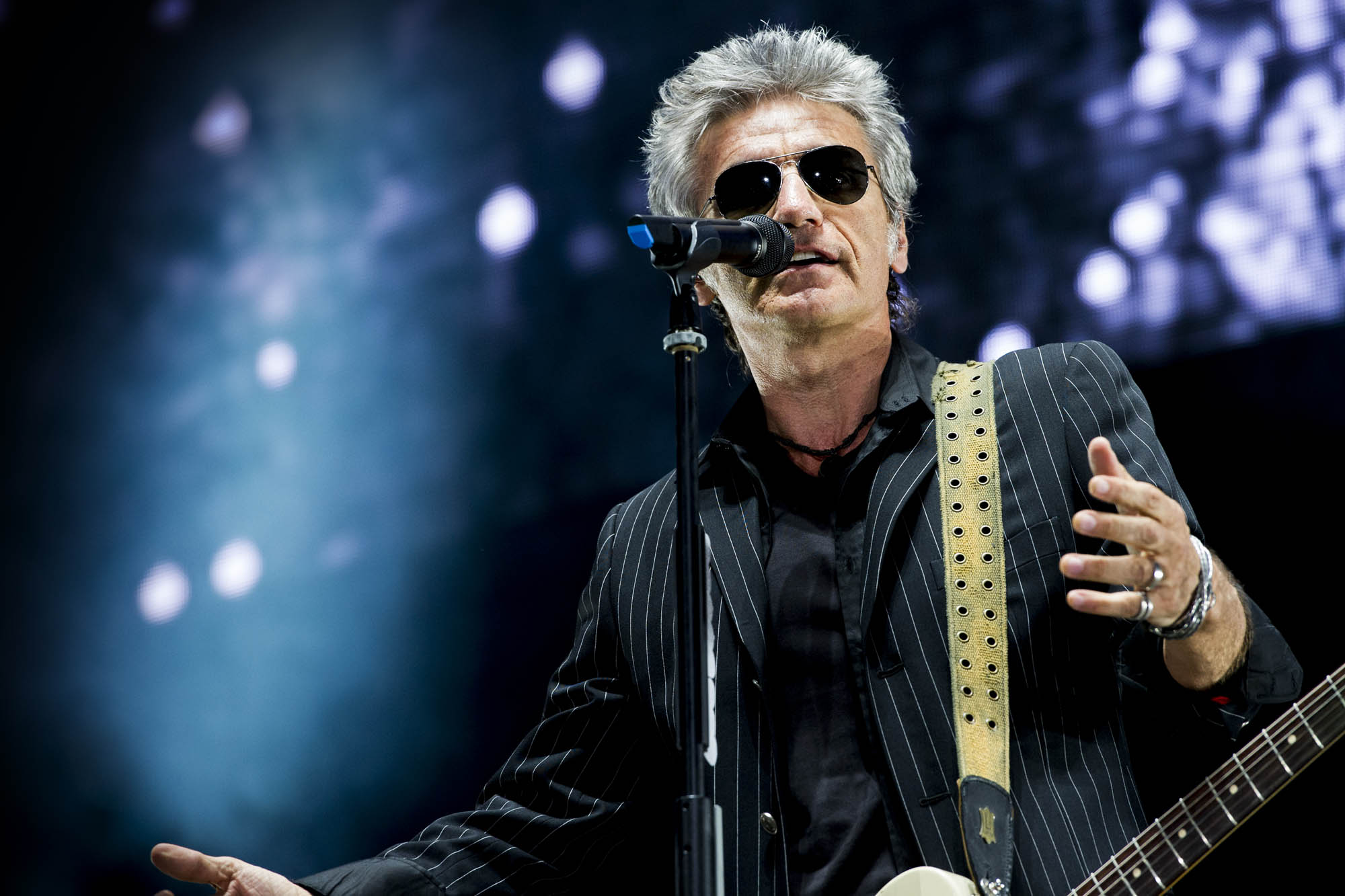 Frasi Piu Belle Di Ligabue Sulla Vita Sull Amicizia E Sull Amore Nanopress